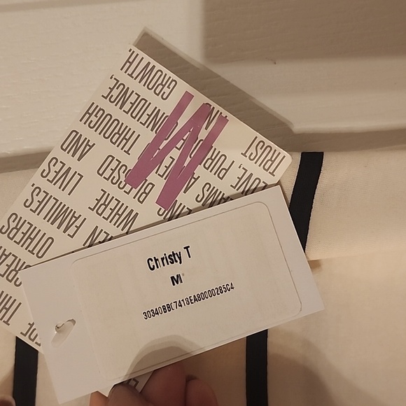 LuLaRoe Christy T NWT M - Picture 2 of 3